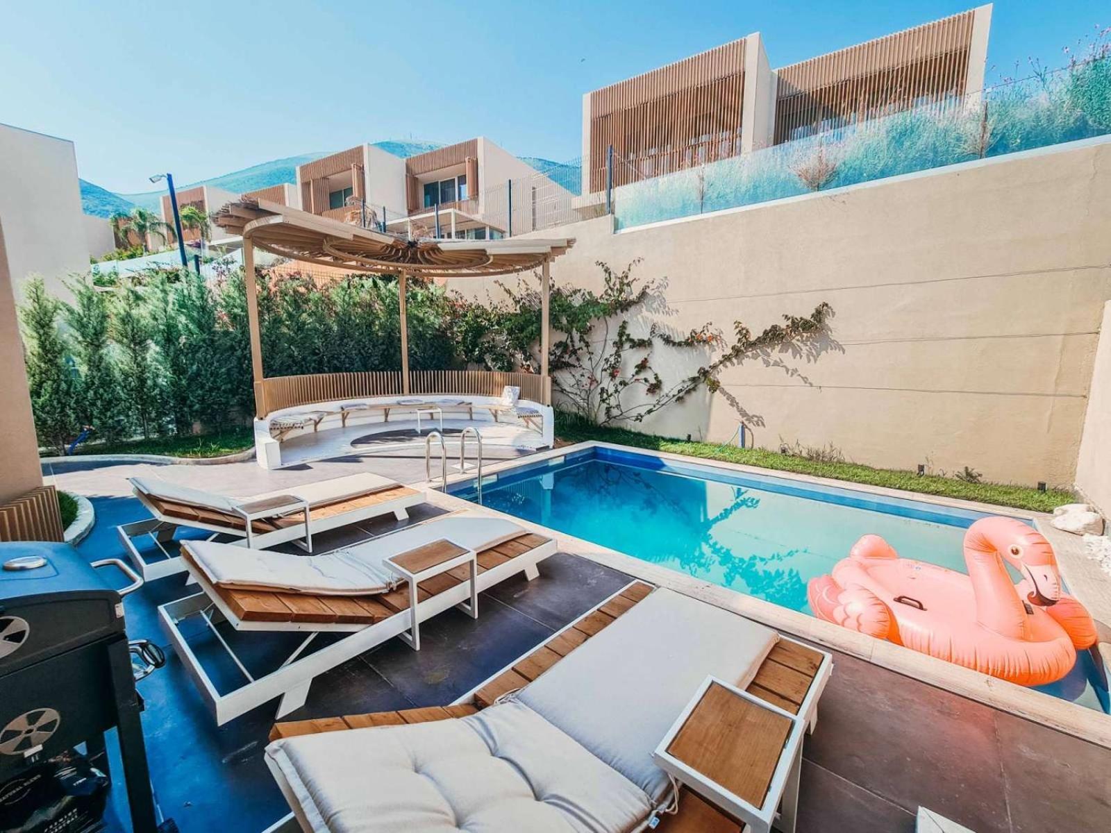 Vila 122b Palase Privat Pool * Himara